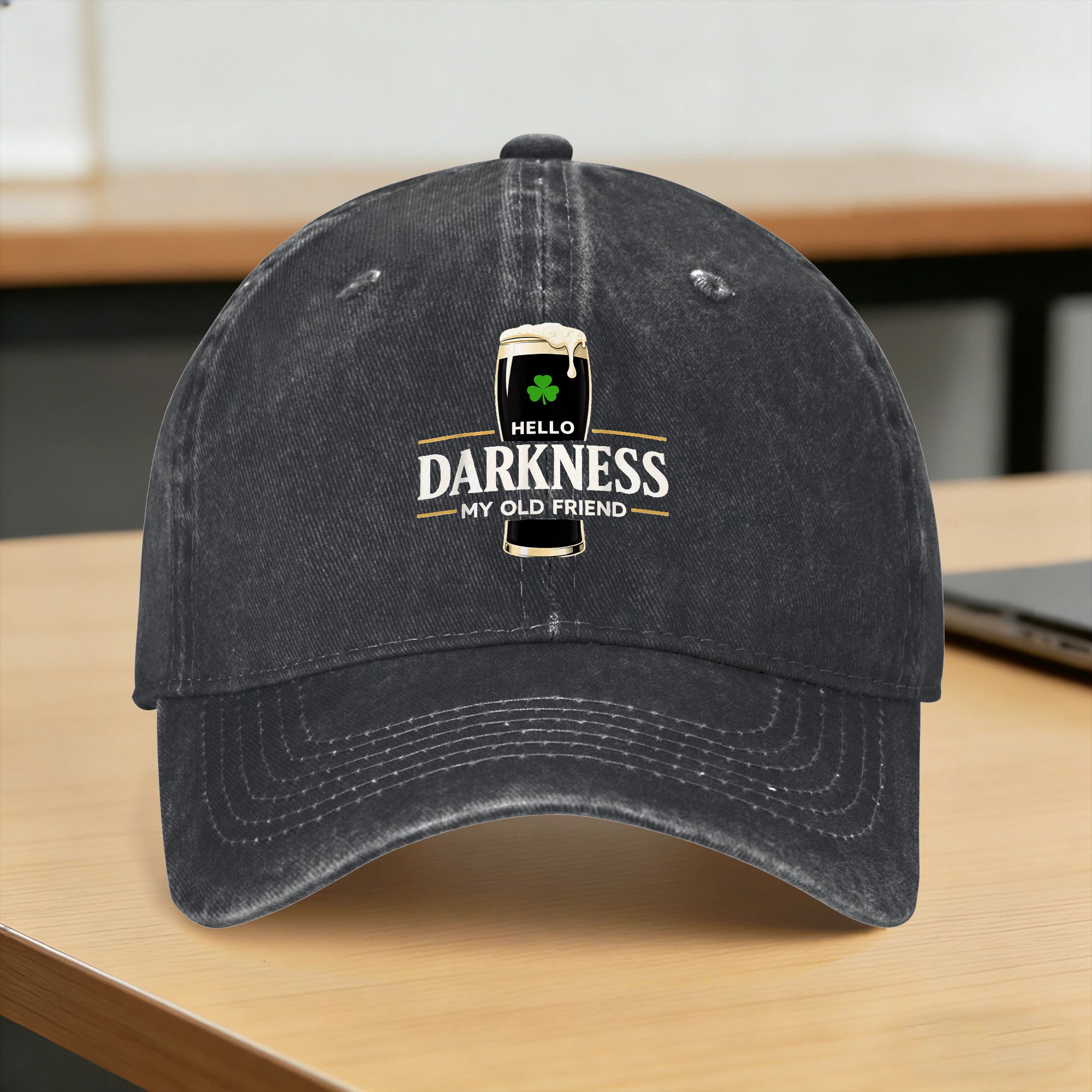 Hello Darkness My Old Friend V - Outdoor Hunting Quotes recensie en prijs